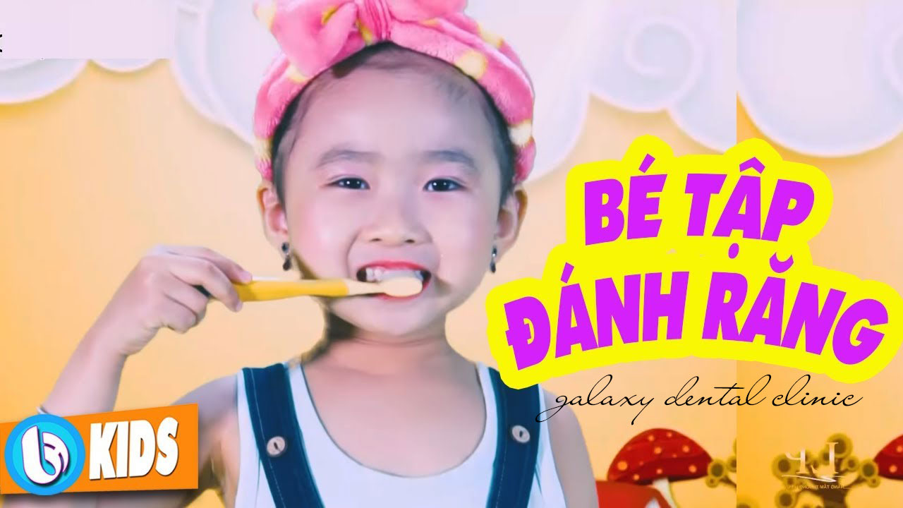 https://bacsynhakhoa.vn/img/galaxy-dental-be-tap-danh-rang.jpg