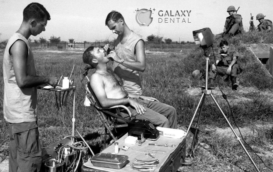 https://bacsynhakhoa.vn/img/galaxy-dental-chua-rang-cho-linh-thoi-chien-tranh.jpg