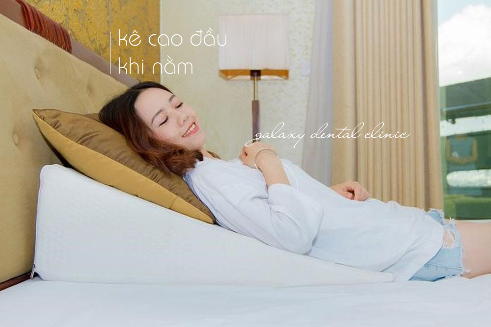 https://bacsynhakhoa.vn/img/galaxy-dental-ke-cao-dau-khi-nam-chua-dau-rang.jpg
